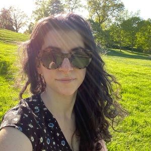 Meet your Posher, Rachel